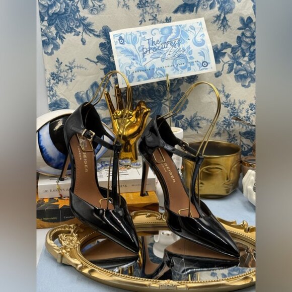 🆕 KURT GEIGER LONDON 🧿 NWOB Brixton Lock T Bar Court Heels, Black Patent, Sz 7 - Picture 2 of 16